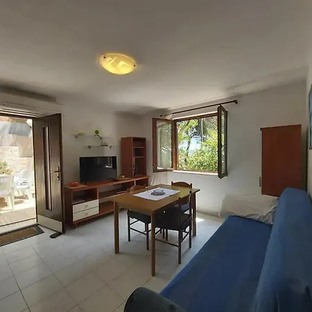 Pelegrin - Two Bedroom With Garden View