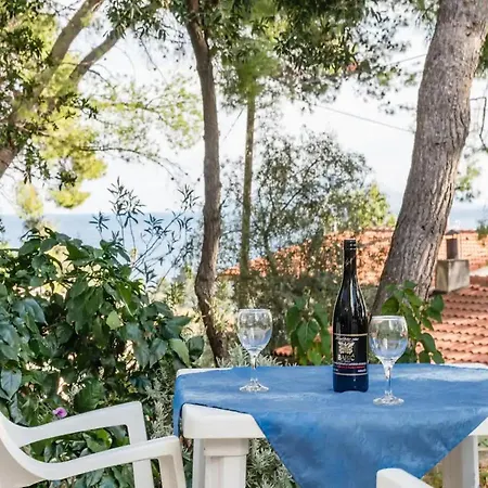 Pelegrin - Two Bedroom With Garden View Appartement